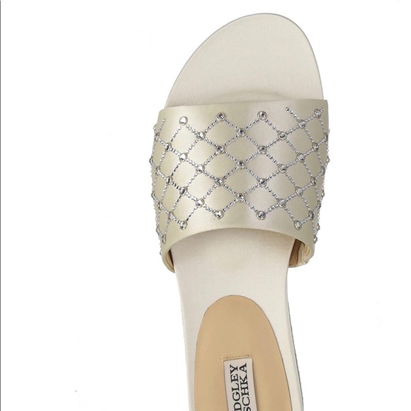 Badgley Mischka Shayna Ivory sandals ⚜️⚜️ - Picture 4 of 13